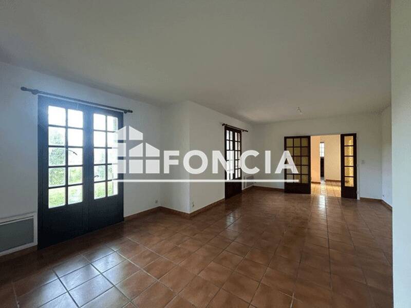 Maison à louer, 99m², SAINTE LIVRADE SUR LOT