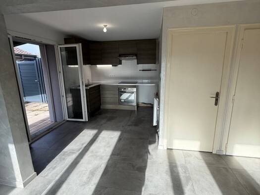 Appartement à vendre 280 000 € 2 pièces 1 chambre 50 m² 1 étages Nord Vétraz-Monthoux 74100