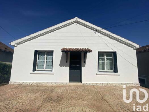 Maison à vendre 199 500 € 6 pièces 5 chambres 115 m² 750 m² de terrain Foch Ruelle-sur-Touvre 16600