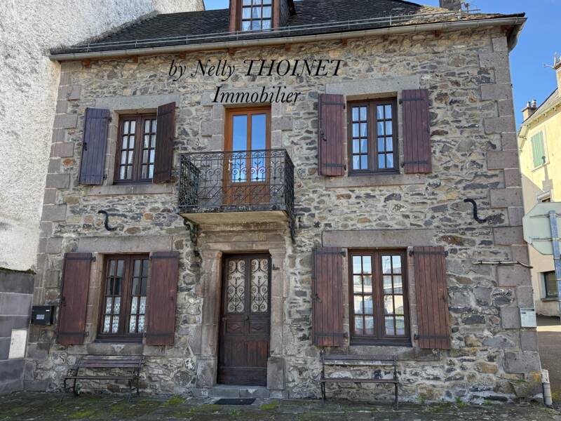 Maison à vendre, 98m², BESSE ET SAINT ANASTAISE