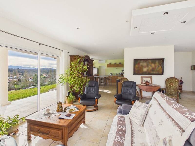 Maison à vendre, 191m², IDRON OUSSE SENDETS