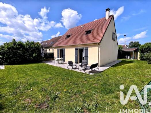 Maison à vendre 305 000 € 5 pièces 3 chambres 90,07 m² 514 m² de terrain Sivry-Courtry 77115