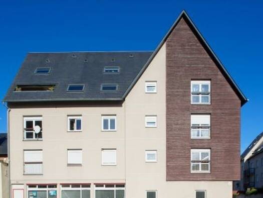 Appartement à louer 467 € 4 pièces 3 chambres 71 m² 3ème étage Aubigny-sur-Nère 18700