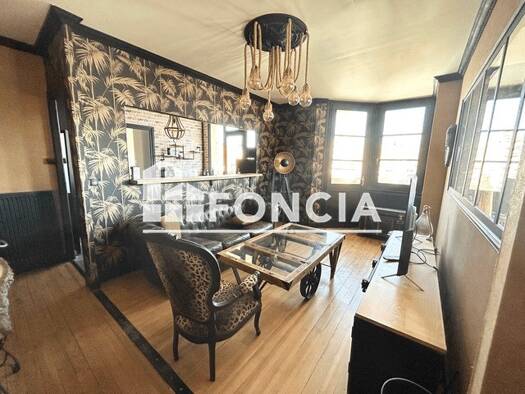 Appartement à louer 555 € 2 pièces 1 chambre 55,3 m² 4ème étage Le Centre-Centre Ville Roanne 42300