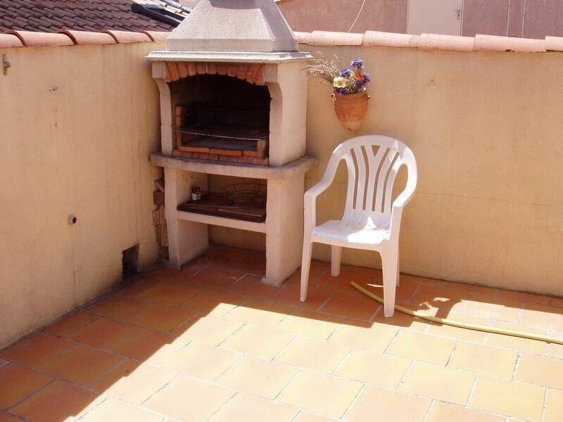 Maison à louer, 51m², SENAS