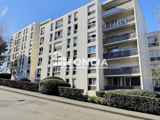 Appartement à vendre 56 000 € 3 pièces 2 chambres 63 m² RDC/5 Centre Firminy 42700