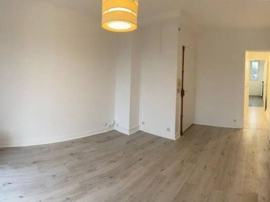 Appartement à vendre 149 000 € 1 pièce 30 m² Étage 4/4 La Pie Saint-Maur-des-Fossés 94100