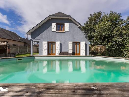 Maison à vendre 230 900 € 7 pièces 5 chambres 189 m² 579 m² de terrain Semeac 65600