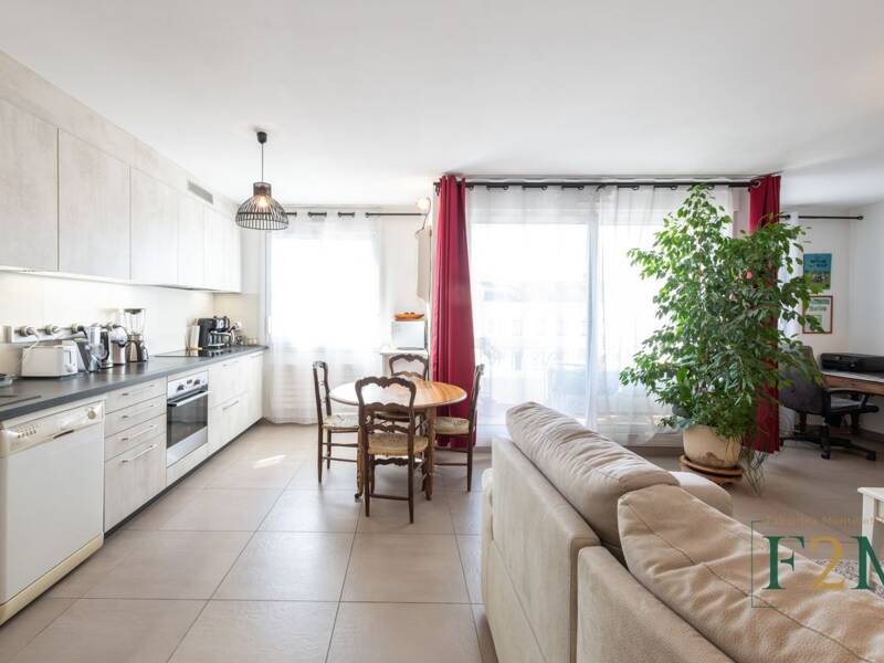 Maison à louer, 95m², LYON 3E