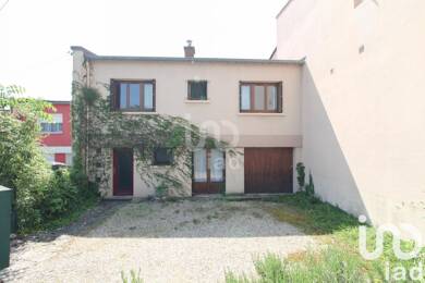 Maison à vendre 190 000 € 5 pièces 4 chambres 100 m² 366 m² de terrain Malhourtet Millau 12100