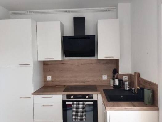 Appartement à louer 790 € 2 pièces 1 chambre 43 m² Ateliers SNCF Chenôve 21300