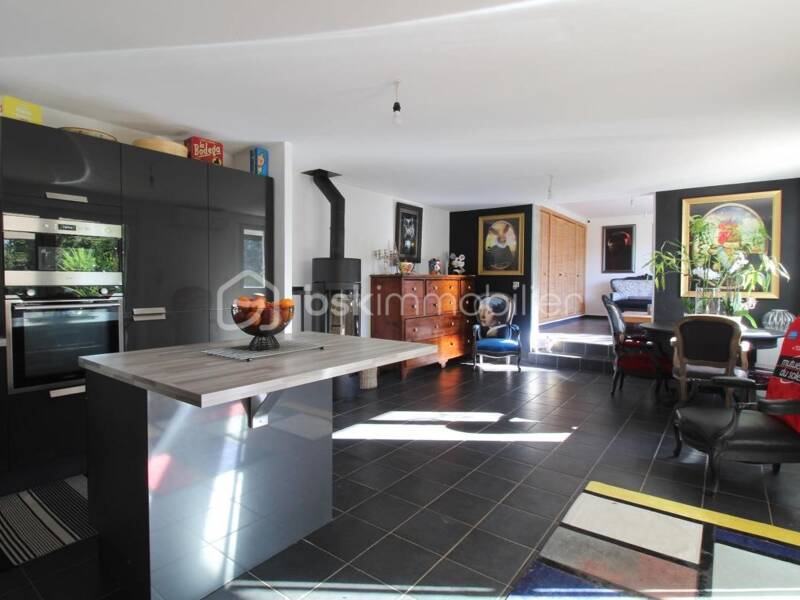 Maison à vendre, 207m², LA ROQUEBRUSSANNE
