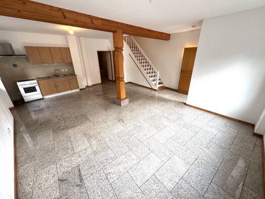 Appartement à vendre 199 999 € 4 pièces 3 chambres 101 m² RDC Guémar 68970