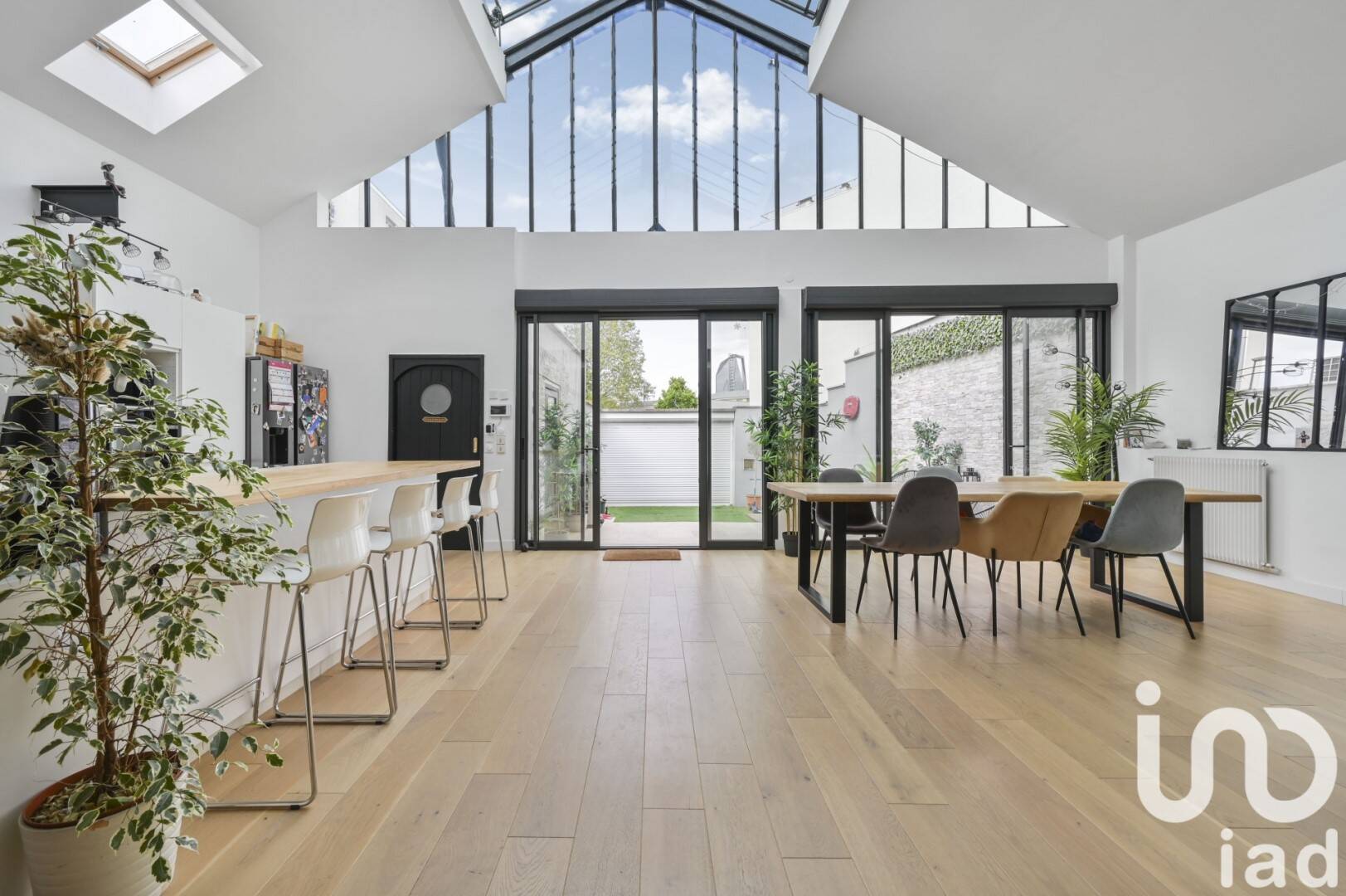 Maison à vendre, 230m², SURESNES