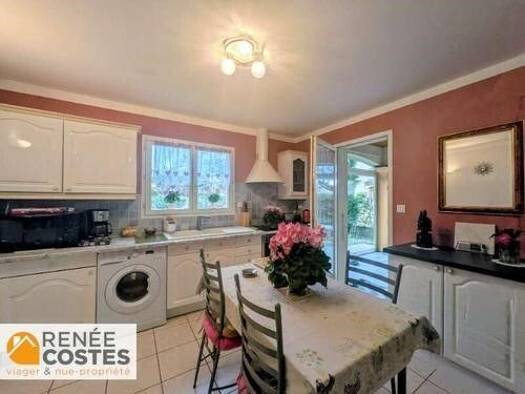 Maison en viager occupé Bouquet 69 890 € 3 pièces 2 chambres 86 m² 900 m² de terrain Briffaut Rousset-Laprat Maninet-Fontlozier La Palla Valence 26000