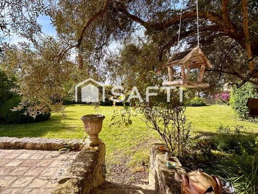 Maison à vendre 394 000 € 16 pièces 8 chambres 450 m² 3 887 m² de terrain Montcaret 24230