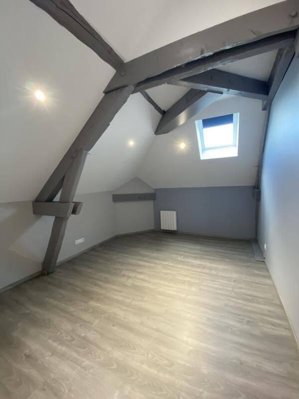 Maison à louer, 63m², SAINT ETIENNE DES OULLIERES