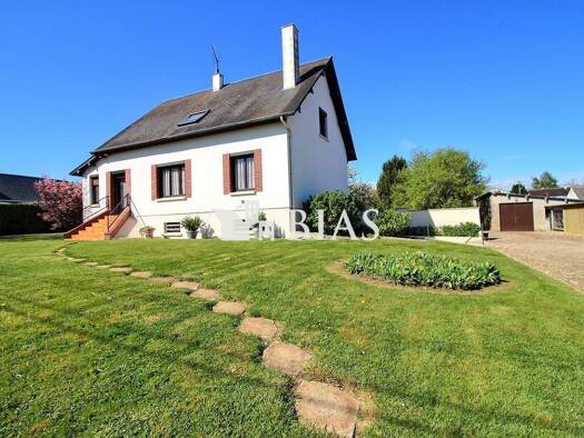 Maison à vendre 219 000 € 6 pièces 4 chambres 126 m² 1 656 m² de terrain Boissey-le-Châtel 27520
