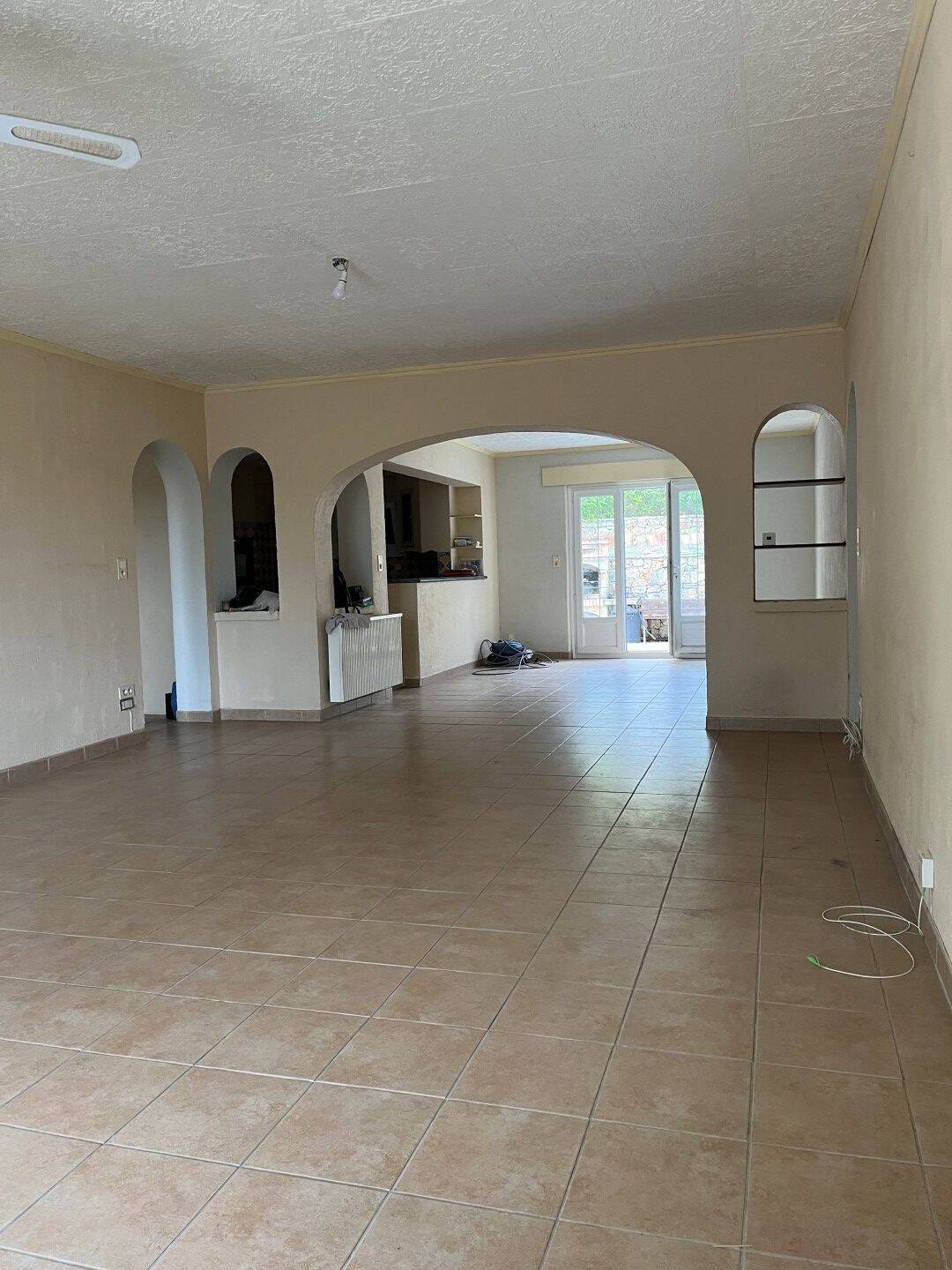 Maison à vendre, 220m², VILLECROZE