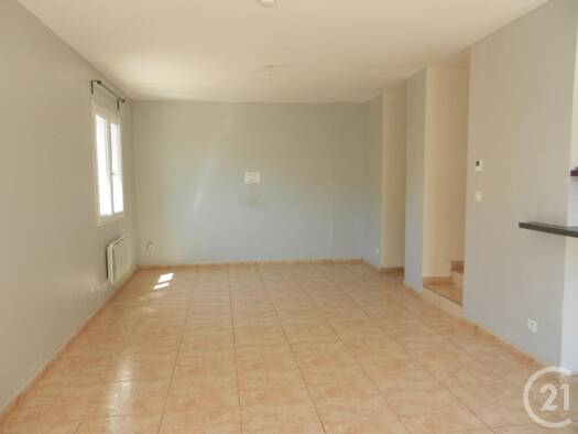 Maison à louer 800 € 4 pièces 3 chambres 78,7 m² Moussoulens 11170