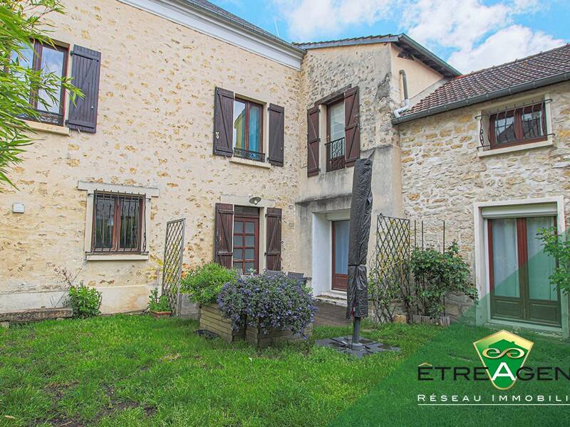 Maison à vendre, 142m², OINVILLE SUR MONTCIENT