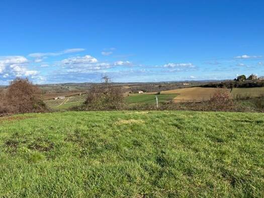 Terrain constructible à vendre 29 900 € 1 610 m² de terrain Hautesvignes 47400