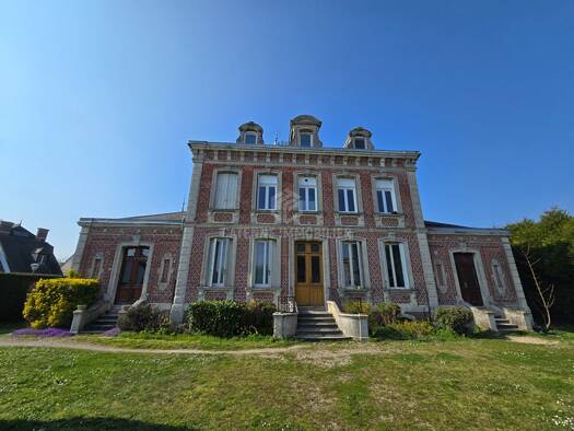 Appartement à louer 800 € 2 pièces 1 chambre 34 m² Étage 2/2 Le Plessis-Belleville 60330