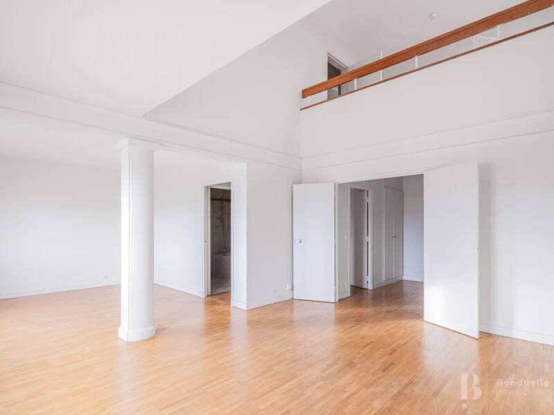 Maison à louer, 168m², PARIS 16E