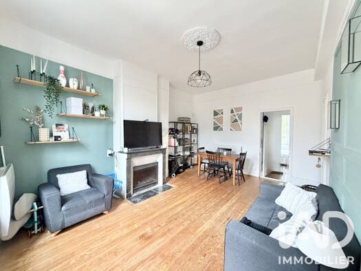 Appartement à vendre 209 000 € 3 pièces 2 chambres 62 m² Étage 1/2 Centre Ville-Cathédrale-Marché-Grande Île-Clos Godet Meaux 77100