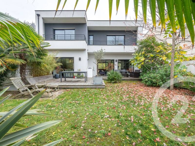 Maison à vendre, 155m², SAINT MAUR DES FOSSES