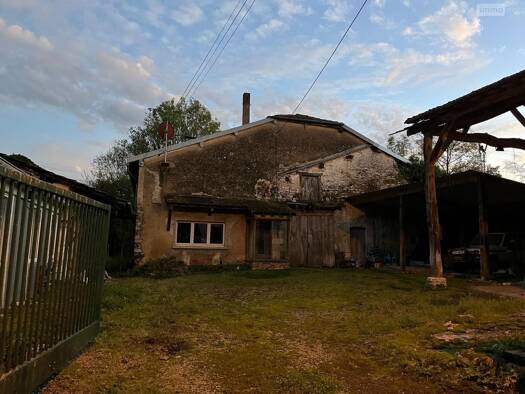 Maison de plain-pied à vendre 53 600 € 3 pièces 2 chambres 110 m² 1 502 m² de terrain Bouzancourt 52110