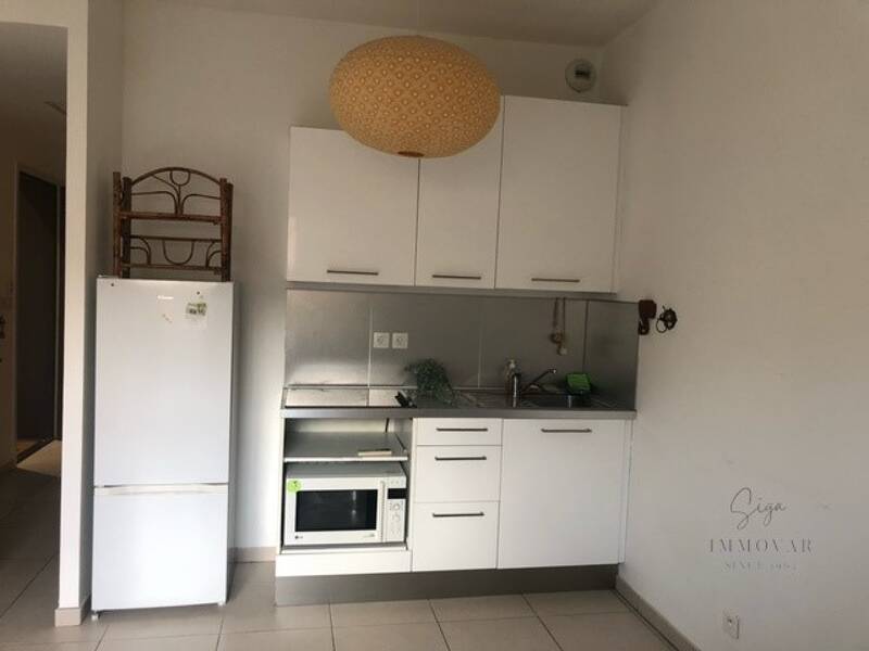 Maison à louer, 38m², SAINT CYR SUR MER