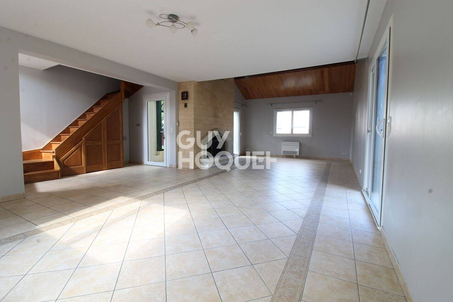 Maison à vendre, 175m², VERNEUIL L'ETANG
