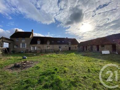Maison à vendre 289 700 € 7 pièces 6 chambres 209,6 m² 3 394 m² de terrain Donnery 45450