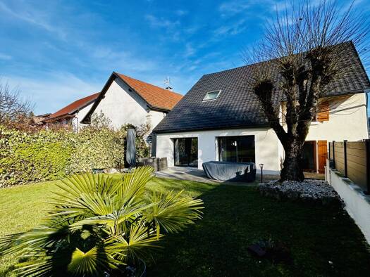 Maison à vendre 695 000 € 6 pièces 5 chambres 200 m² 689 m² de terrain Arenthon 74800