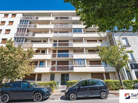 Appartement à vendre 82 500 € 1 pièce 31,6 m² 2ème étage Chemin Vert-Europe Reims 51100