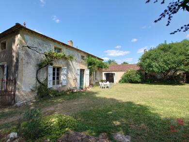 Maison à vendre 399 000 € 7 pièces 5 chambres 328,9 m² 5 514 m² de terrain Grezels 46700