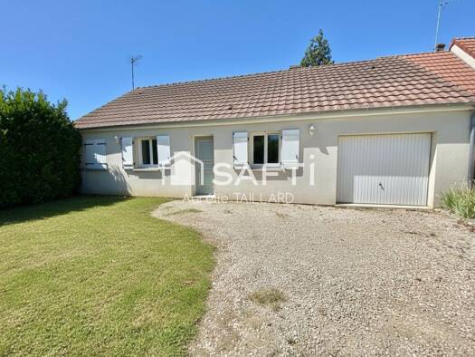 Maison de plain-pied à vendre 169 350 € 4 pièces 3 chambres 81 m² 383 m² de terrain Cravant 45190