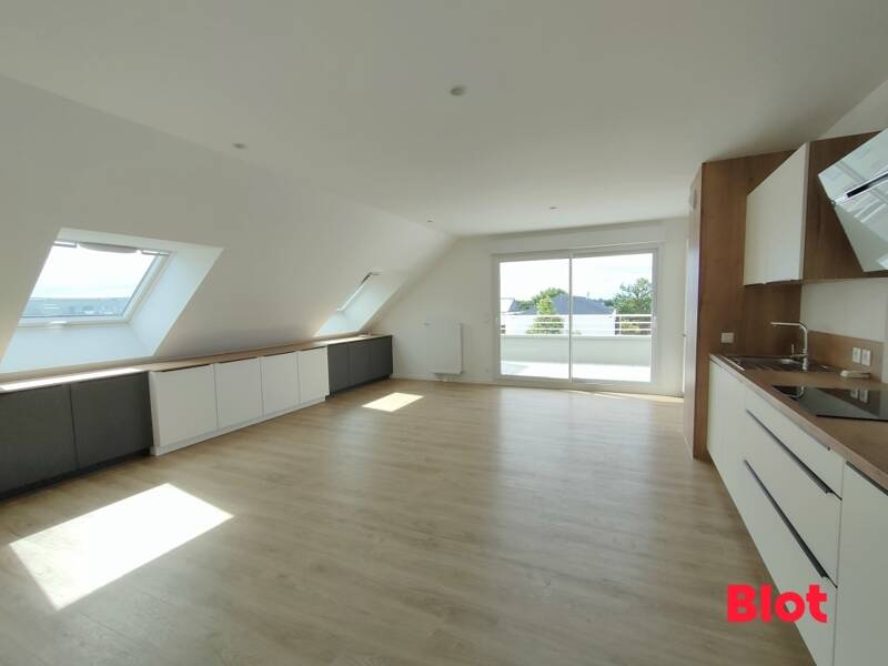 Maison à louer, 82m², MONTGERMONT