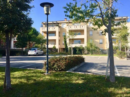 Parking à vendre 25 000 € La Duranne Aix-en-Provence 13290