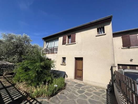 Maison à vendre 285 000 € 4 pièces 3 chambres 150 m² La Coucourde 26740