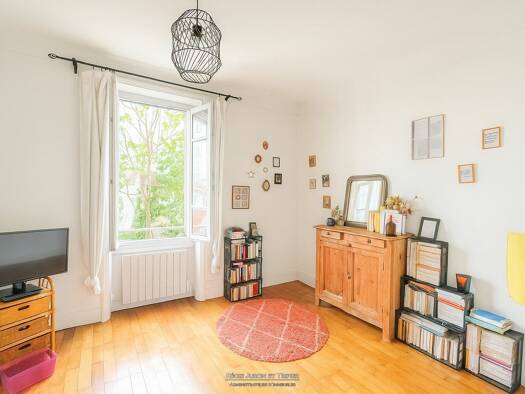Appartement à vendre 159 000 € 1 pièce 41 m² 1er étage Saint Louis Lyon 7ème arrondissement 69007