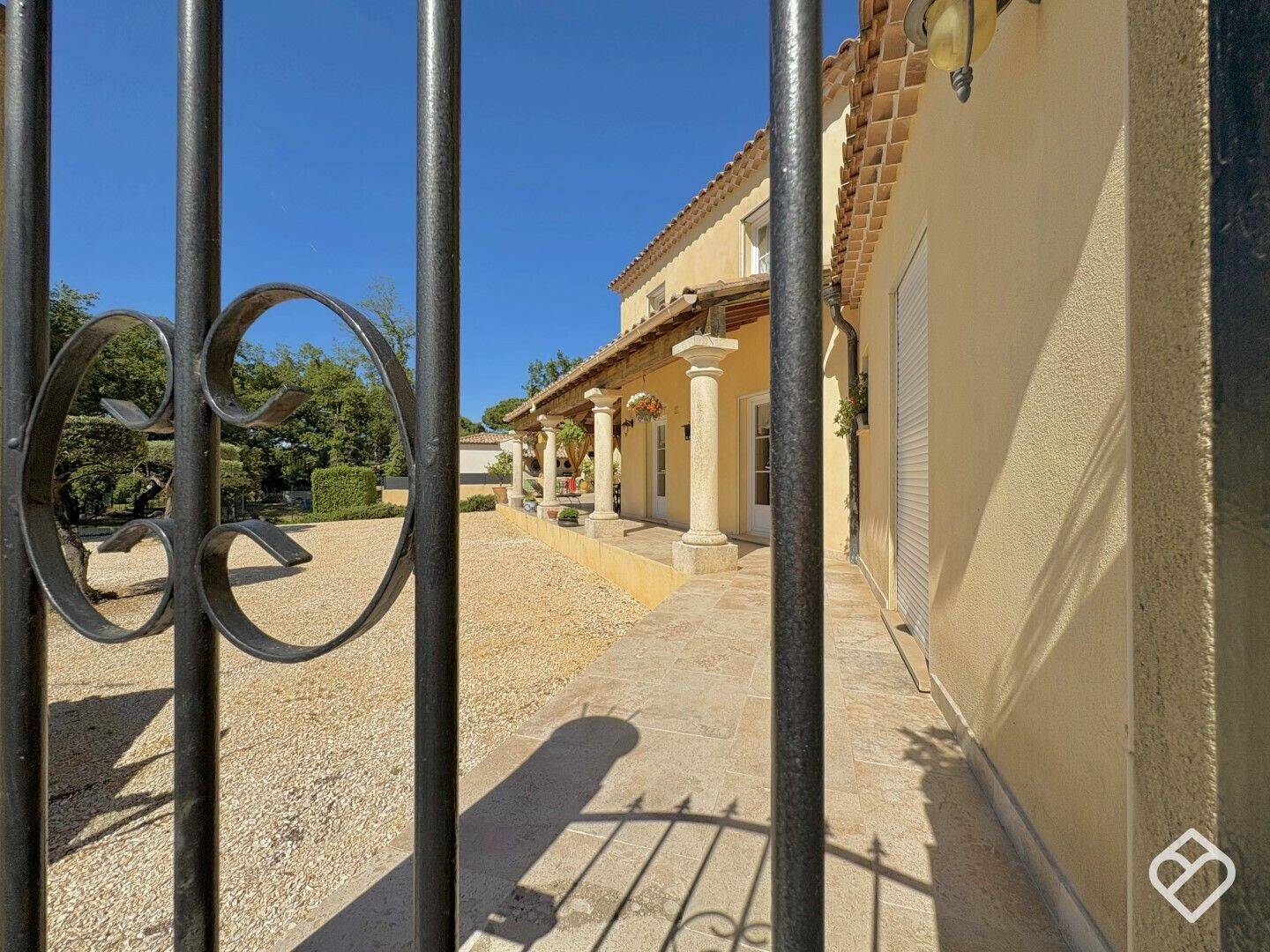 Maison à vendre, 134m², SAINT MARCEL DE CAREIRET