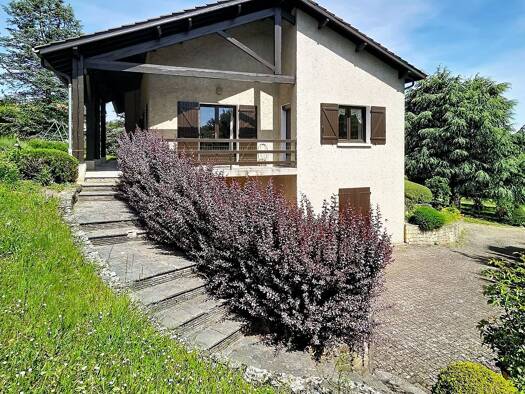 Maison à vendre 599 000 € 8 pièces 6 chambres 200,89 m² 1 580 m² de terrain Saint-Genis-Laval 69230