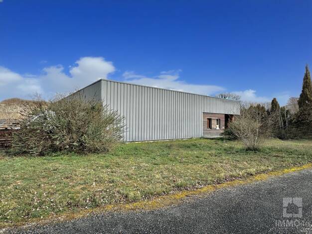 Local commercial à vendre 222 600 € 283 m² de surface de vente divisible Cahors 46000