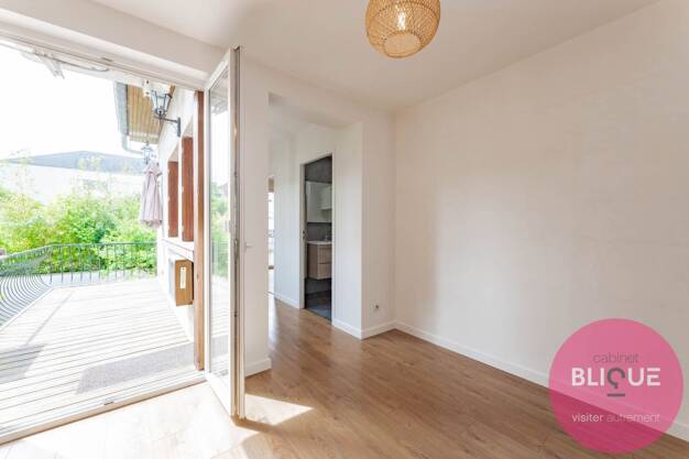 Appartement à vendre 360 000 € 5 pièces 3 chambres 101 m² Étage 1/3 Nancy 54000