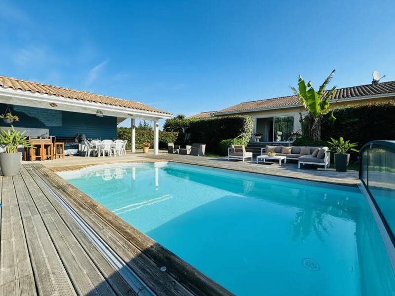 Maison à vendre, 160m², SOULAC SUR MER