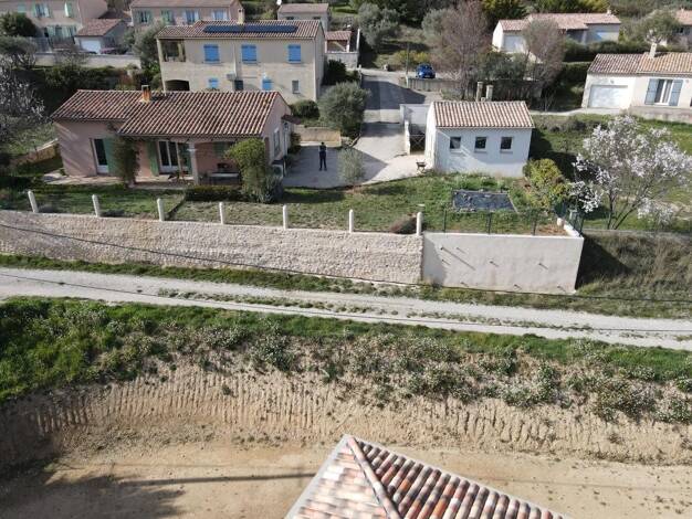 Maison de plain-pied à vendre 315 000 € 4 pièces 3 chambres 100 m² 660 m² de terrain Puimoisson 04410