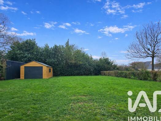 Maison de plain-pied à vendre 250 900 € 5 pièces 4 chambres 89,8 m² 687 m² de terrain Bourg Donges 44480