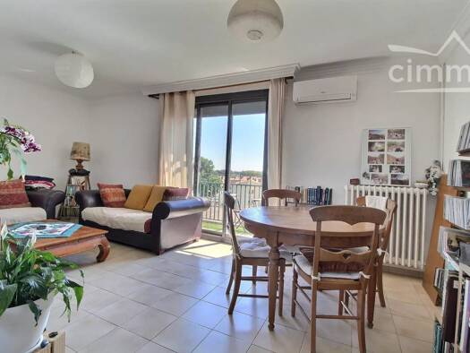 Appartement à vendre 185 000 € 5 pièces 4 chambres 98,57 m² Étage 3/3 Convention Narbonne 11100